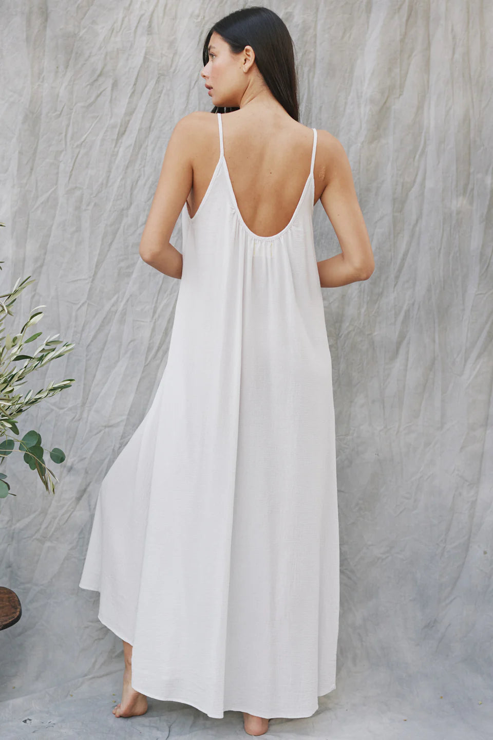 CAMI BACKLESS DRESS